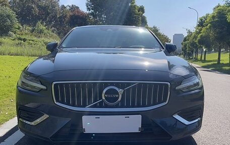 Volvo S60 III, 2020 год, 2 550 000 рублей, 2 фотография