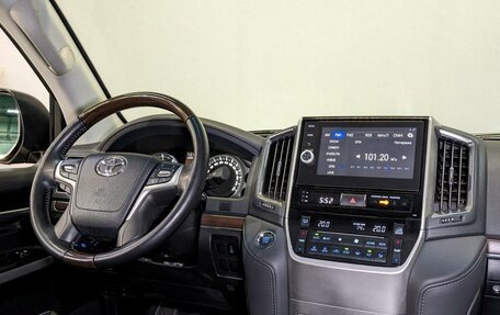 Toyota Land Cruiser 200, 2021 год, 10 500 000 рублей, 25 фотография