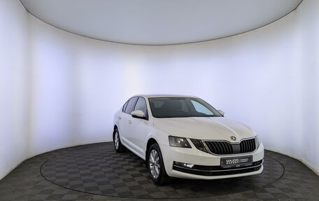 Skoda Octavia, 2018 год, 1 870 000 рублей, 3 фотография