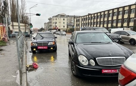 Mercedes-Benz E-Класс, 2005 год, 800 000 рублей, 1 фотография