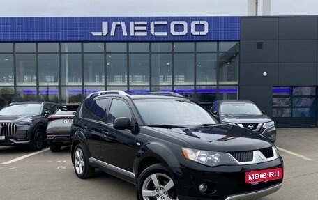 Mitsubishi Outlander III рестайлинг 3, 2008 год, 1 049 000 рублей, 3 фотография