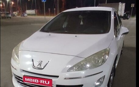 Peugeot 408 I рестайлинг, 2013 год, 650 000 рублей, 2 фотография