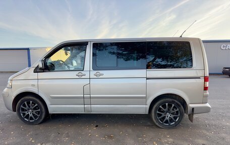 Volkswagen Multivan T5, 2005 год, 1 550 000 рублей, 6 фотография