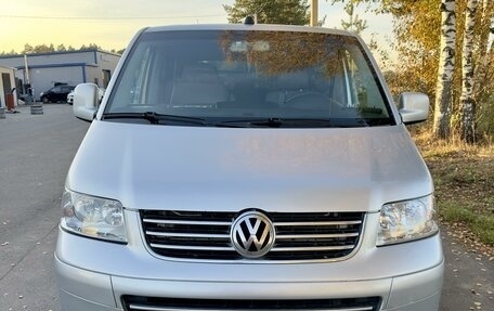 Volkswagen Multivan T5, 2005 год, 1 550 000 рублей, 8 фотография