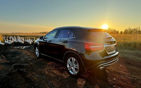 Mercedes-Benz GLA, 2014 год, 2 150 000 рублей, 15 фотография