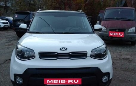 KIA Soul II рестайлинг, 2017 год, 1 950 000 рублей, 2 фотография