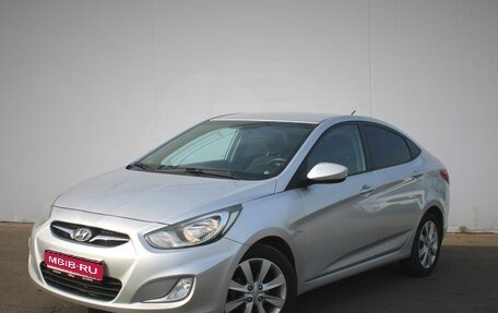 Hyundai Solaris II рестайлинг, 2012 год, 820 000 рублей, 1 фотография