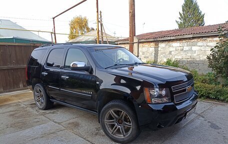 Chevrolet Tahoe III, 2008 год, 2 100 000 рублей, 2 фотография