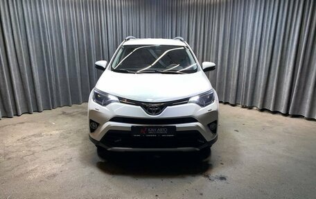 Toyota RAV4, 2017 год, 2 611 400 рублей, 3 фотография