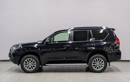 Toyota Land Cruiser Prado 150 рестайлинг 2, 2017 год, 5 600 000 рублей, 8 фотография