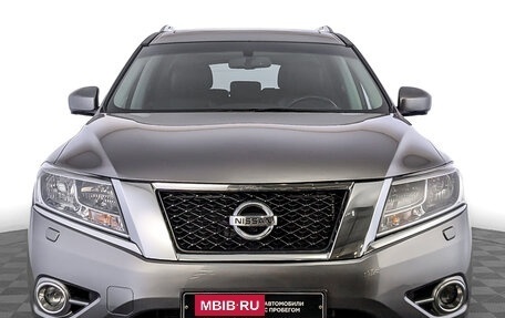 Nissan Pathfinder, 2016 год, 2 350 000 рублей, 2 фотография