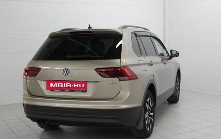 Volkswagen Tiguan II, 2020 год, 2 850 000 рублей, 5 фотография