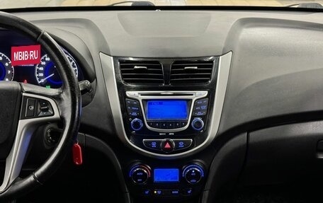 Hyundai Solaris II рестайлинг, 2012 год, 609 000 рублей, 13 фотография