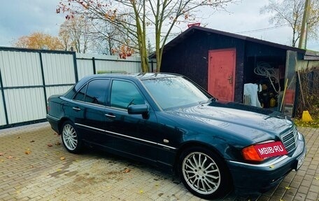 Mercedes-Benz C-Класс, 1998 год, 425 000 рублей, 2 фотография