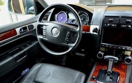 Volkswagen Touareg III, 2009 год, 2 434 000 рублей, 29 фотография