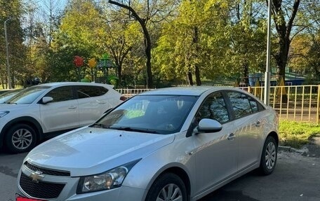 Chevrolet Cruze II, 2011 год, 750 000 рублей, 5 фотография