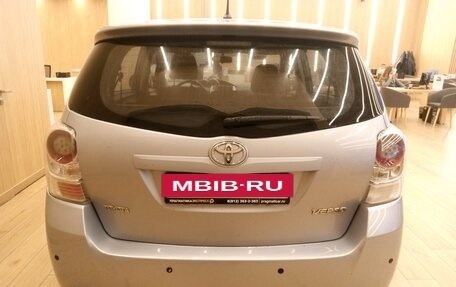 Toyota Verso I, 2011 год, 939 000 рублей, 3 фотография