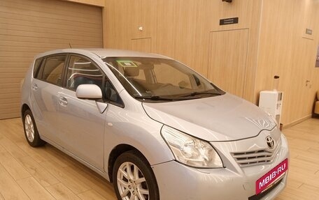 Toyota Verso I, 2011 год, 939 000 рублей, 5 фотография