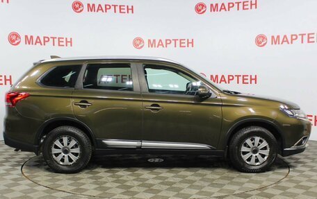 Mitsubishi Outlander III рестайлинг 3, 2017 год, 2 255 000 рублей, 4 фотография