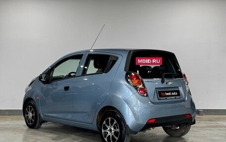 Chevrolet Spark III, 2011 год, 640 000 рублей, 6 фотография