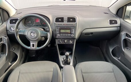 Volkswagen Polo VI (EU Market), 2011 год, 870 000 рублей, 15 фотография