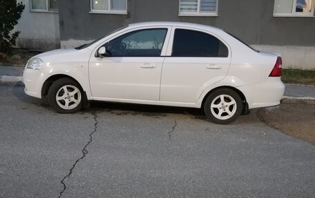 Chevrolet Aveo III, 2010 год, 370 000 рублей, 2 фотография