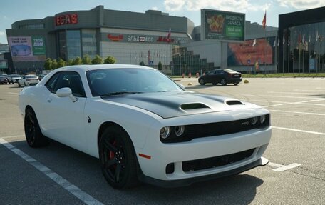 Dodge Challenger III рестайлинг 2, 2020 год, 9 500 000 рублей, 3 фотография