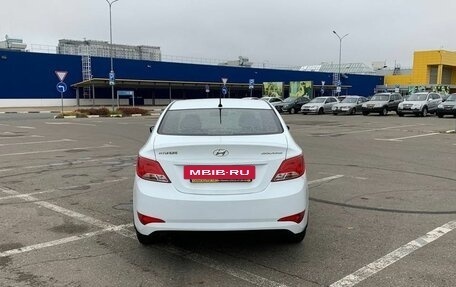 Hyundai Solaris II рестайлинг, 2015 год, 1 175 600 рублей, 2 фотография