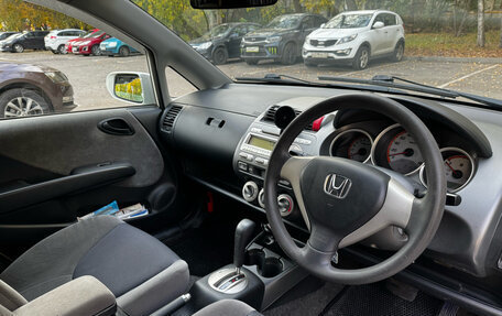 Honda Fit III, 2004 год, 420 000 рублей, 11 фотография