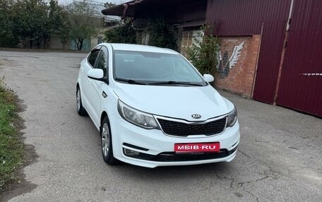 KIA Rio III рестайлинг, 2016 год, 788 000 рублей, 1 фотография