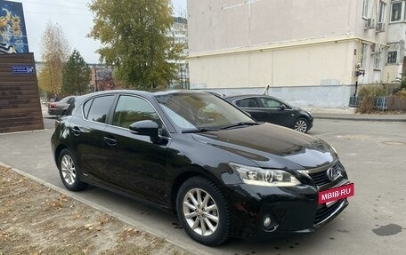 Lexus CT I рестайлинг, 2011 год, 1 377 000 рублей, 2 фотография