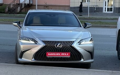 Lexus ES VII, 2020 год, 4 399 000 рублей, 1 фотография