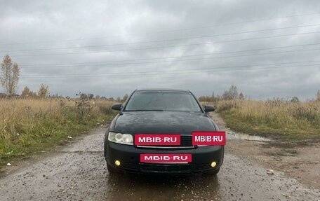 Audi A4, 2003 год, 295 000 рублей, 2 фотография