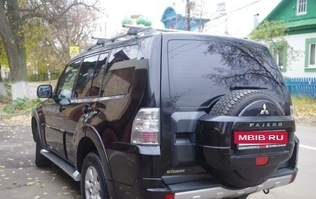 Mitsubishi Pajero IV, 2011 год, 2 300 000 рублей, 5 фотография