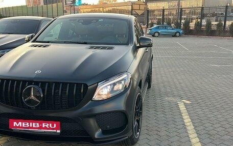 Mercedes-Benz GLE Coupe, 2017 год, 5 950 000 рублей, 2 фотография