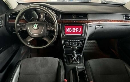 Skoda Superb III рестайлинг, 2012 год, 1 299 900 рублей, 10 фотография