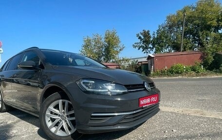 Volkswagen Golf VII, 2020 год, 1 900 000 рублей, 5 фотография