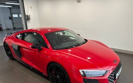 Audi R8, 2019 год, 16 950 000 рублей, 6 фотография