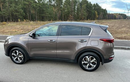 KIA Sportage IV рестайлинг, 2019 год, 2 550 000 рублей, 2 фотография