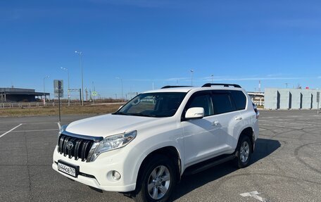 Toyota Land Cruiser Prado 150 рестайлинг 2, 2015 год, 3 580 000 рублей, 7 фотография