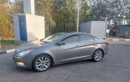 Hyundai Sonata VI, 2011 год, 950 000 рублей, 2 фотография