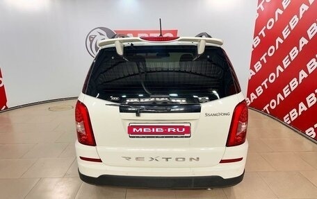 SsangYong Rexton III, 2013 год, 1 665 000 рублей, 6 фотография