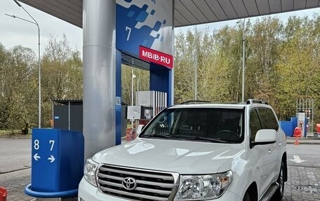 Toyota Land Cruiser 200, 2010 год, 3 450 000 рублей, 1 фотография