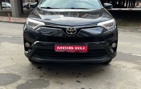 Toyota RAV4, 2019 год, 2 880 000 рублей, 1 фотография