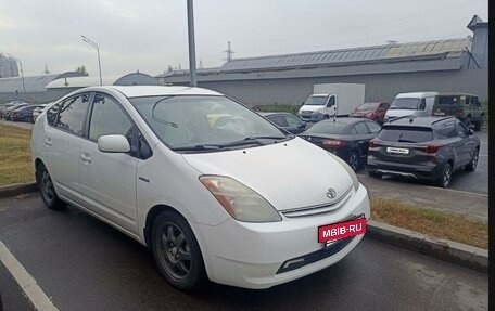 Toyota Prius, 2006 год, 660 000 рублей, 2 фотография