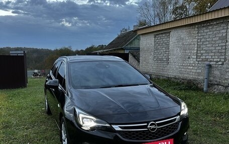 Opel Astra K, 2018 год, 1 500 000 рублей, 3 фотография