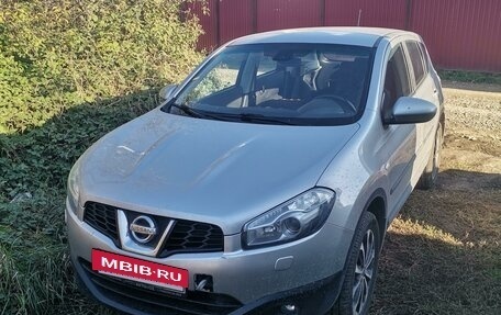 Nissan Qashqai, 2010 год, 1 350 000 рублей, 2 фотография