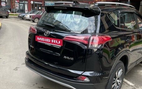 Toyota RAV4, 2019 год, 2 880 000 рублей, 4 фотография