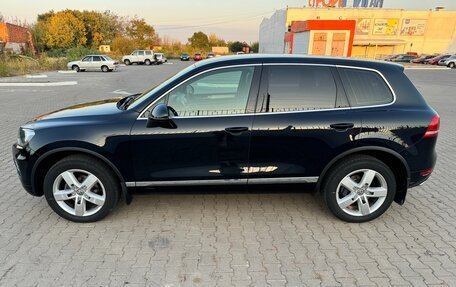 Volkswagen Touareg III, 2011 год, 2 050 000 рублей, 4 фотография