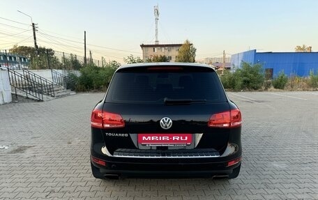 Volkswagen Touareg III, 2011 год, 2 050 000 рублей, 3 фотография